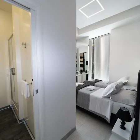 White 2* Reggio Calabria