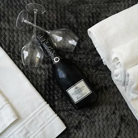 White Guest house 2*